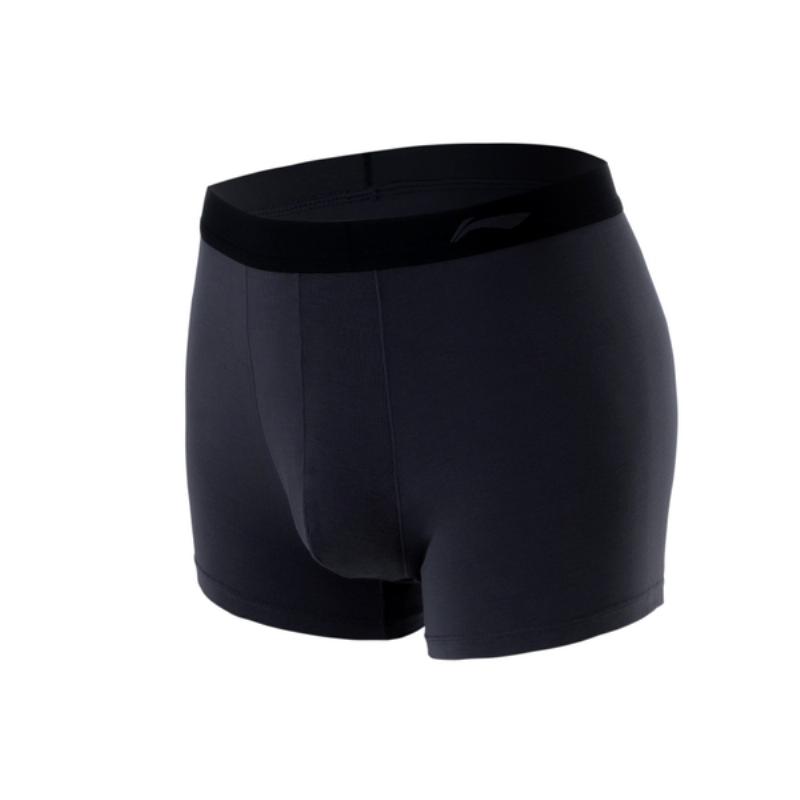 Ưu điểm quần áo Lining nam