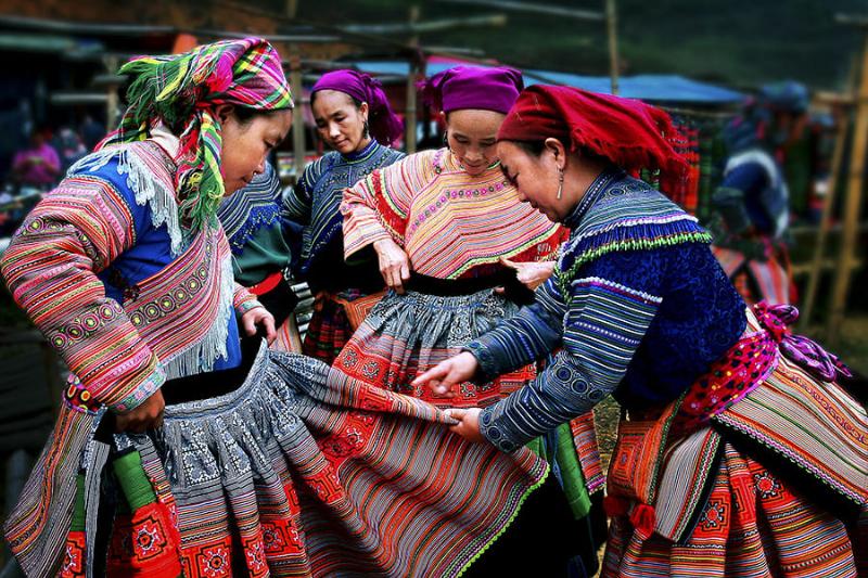 Ý Nghĩa Văn Hóa Trang Phục