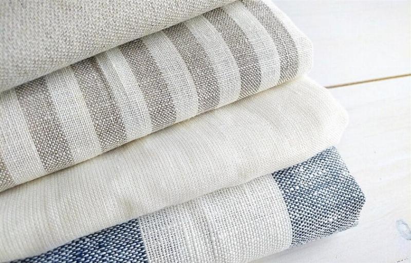 Đầm linen với chất liệu thoáng mát, thấm hút mồ hôi tốt cho mùa hè 