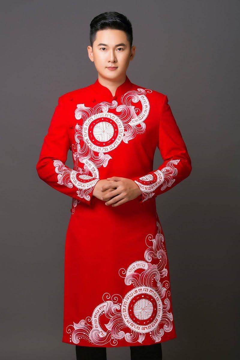 Màu đỏ và họa tiết