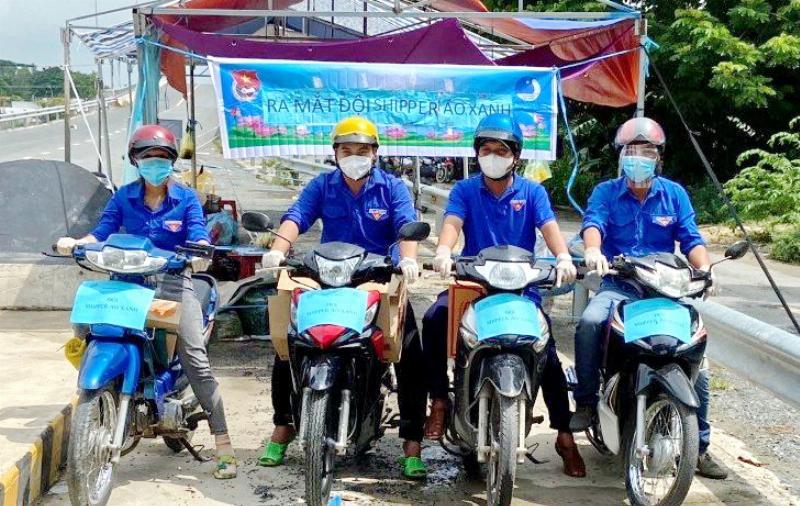 Áo xám cho người trung niên